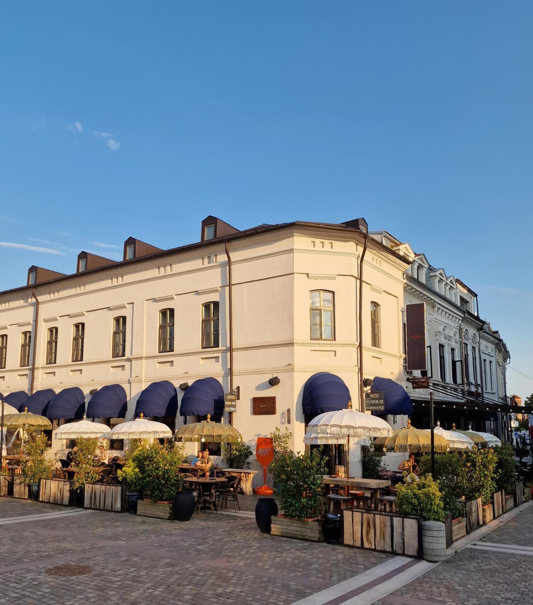 Acsa Inn Craiova Exterior photo